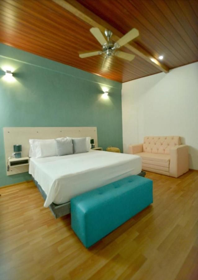 Room In Guest Room - Ca-7 Room In Cartagena Pensión