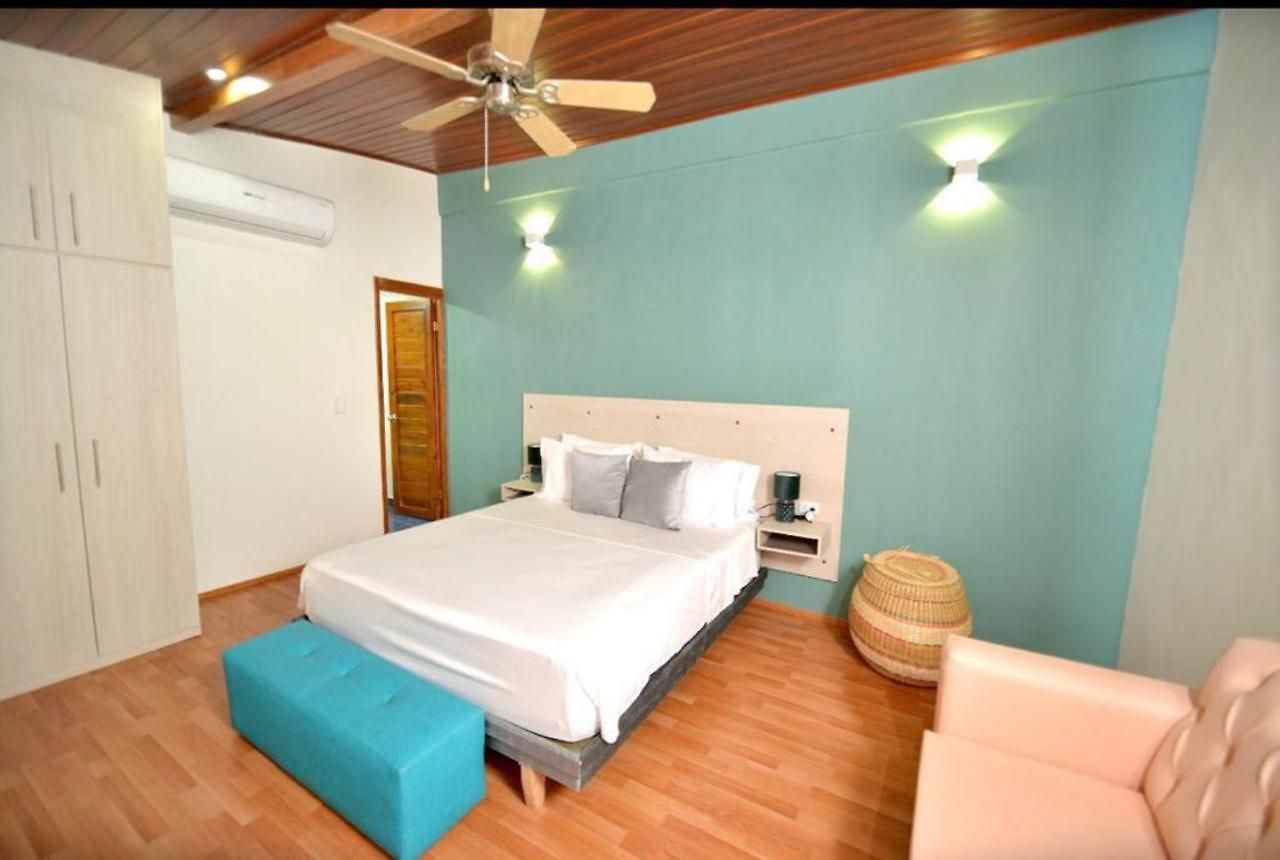 Pensión Room In Guest Room - Ca-7 Room In Cartagena *