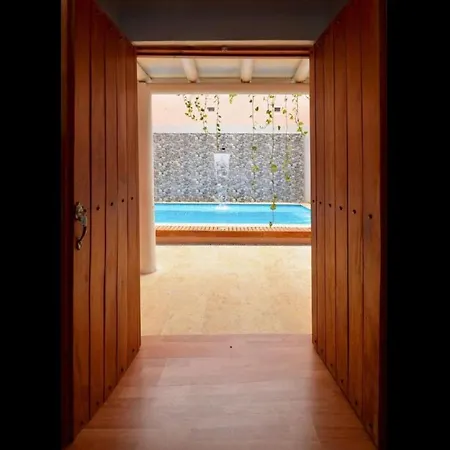 Room In Guest Room - Ca-7 Room In Cartagena Pensión *